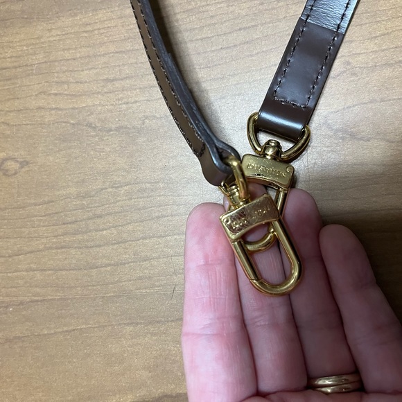 Authentic Louis Vuitton Cross Body Strap - Picture 1 of 2